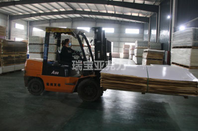 亞克力板材都有哪些尺寸怎么用