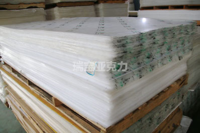 亞克力板有味道嗎適合做什么