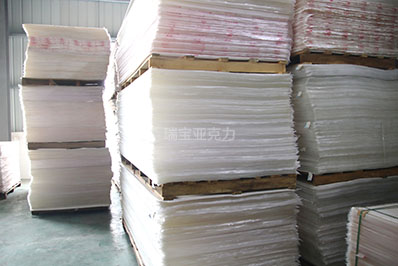 金色亞克力板配什么顏色窗簾好看